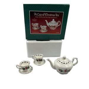 Vintage Tom Hegg Waldman House 1995 A Cup Of Christmas Tea Set Pitcher Mugs Mini